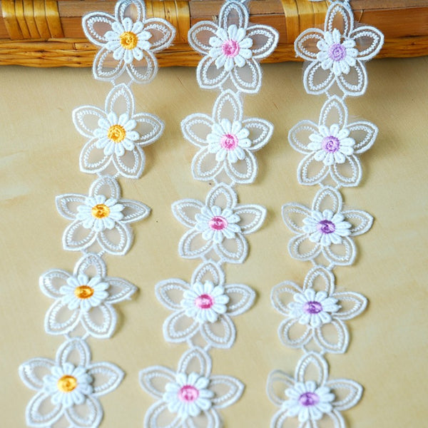 1 Yard Daisy Flower Lace Trim Ribbon - 5.5cm/2.16Inch Width Fabric Embroidered Applique Ribbon for DIY Crafts and Projects - White Floral Pattern Lace Decoration