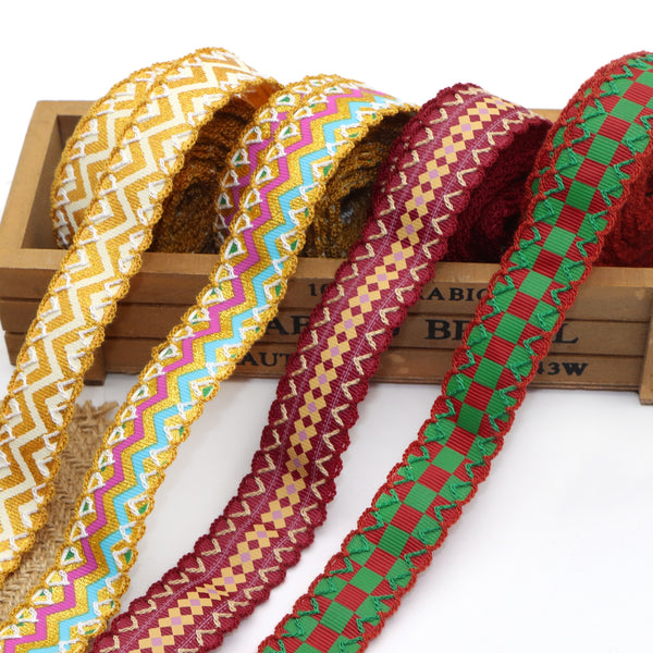 1 Roll, 0.87Inch/22mm X 5 Yards/roll Chevron Plaid Pattern Golden Red Green Double Side Hook Edge Grosgrain Ribbon For Gift Wrapping Ribbon Holiday DIY Craft Ribbons For Home Party Decor