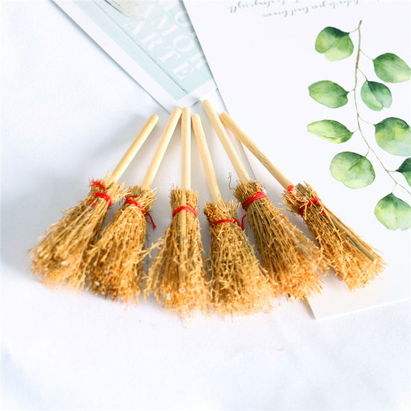 1Pc Durable Bamboo Miniature Artificial Straw Brooms with Red Ropes, Halloween & Easter Party Decor, Witches Accessory for Costume Cosplay, No Feather, Festive Home & Kitchen Decor