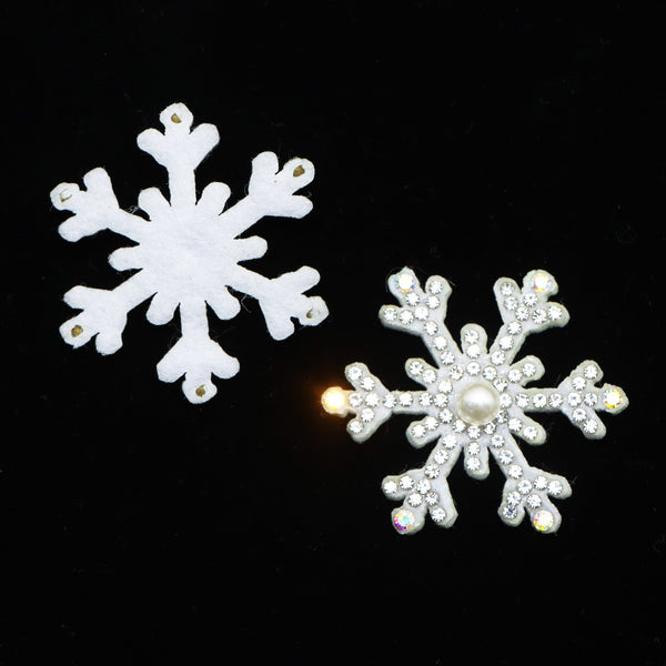 5pcs Christmas Snowflake Decorative Patches, No Back Adhesive Rhinestone Decals For  Women Holiday Clothes Bags Shoes Hats DIY Accessories,Shoes, Cap, Bag, Hairpin And Cloth Accessories，diy Handmade clothing hats hair accessories decorations